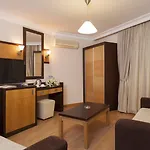 Kandelor Otel 4*