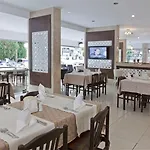 Kandelor Hotell 4*