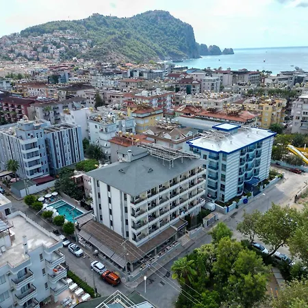 坎德洛尔酒店 酒店