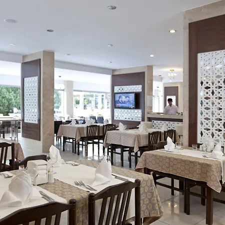 坎德洛尔酒店 4*