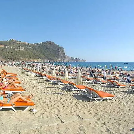 Hotel Kandelor 4*