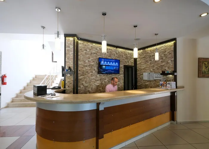 Ξενοδοχείο Kandelor Αλάνια