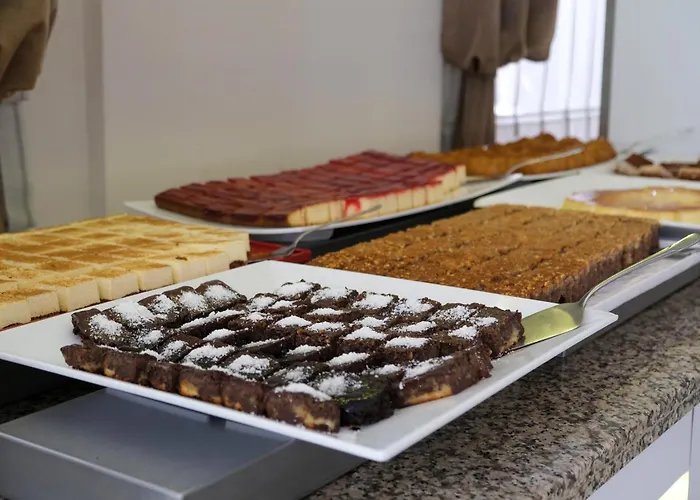 Kandelor Αλάνια