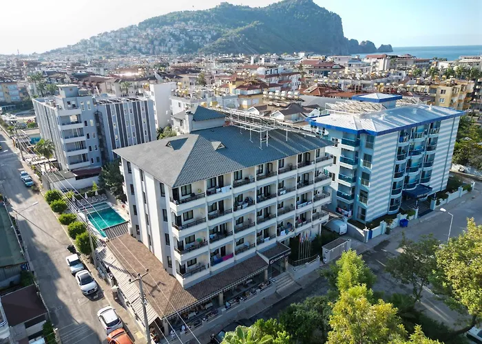 Kandelor Ξενοδοχείο 4*