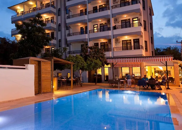 Ξενοδοχείο Kandelor 4*