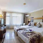 Отель Kandelor 4*
